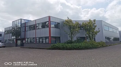 荷兰祖特梅尔仓库实景
