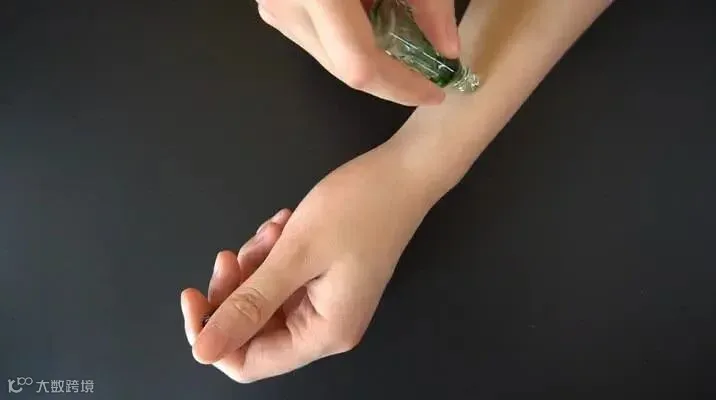 风油精怎么用 ,更多小技能等你解锁,不止驱蚊这么简单 | 说明书网
